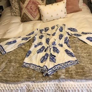 NWOT White and blue romper